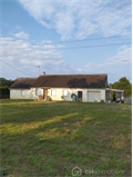 Maison située en campagne à la vente
